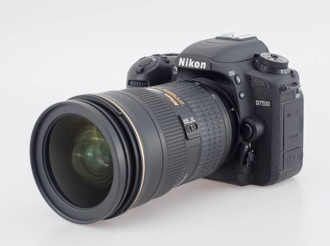 Nikon D7500 - Wstp