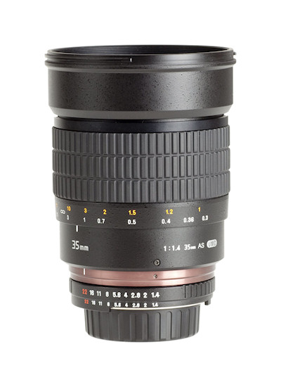 Samyang 35 mm f/1.4 AS UMC Samyang 35 mm f/1.4 AS UMC