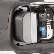 Canon EOS 60D  - Budowa, jako wykonania i funkcjonalno