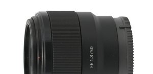 Sony FE 50 mm f/1.8