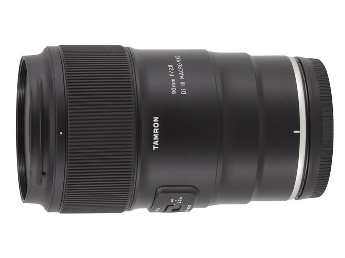 Tamron 90 mm f/2.8 Di III Macro VXD