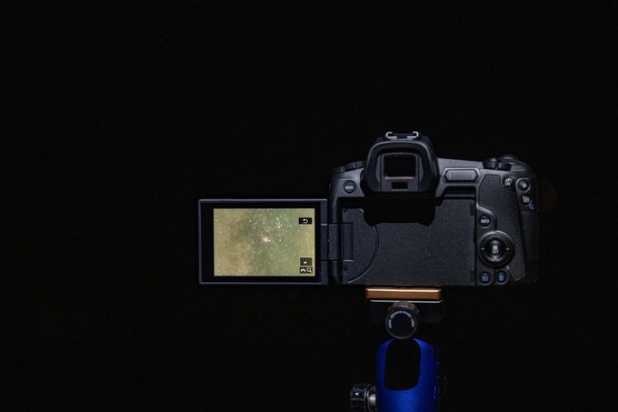 Canon EOS Ra - aparat do astrofotografii 