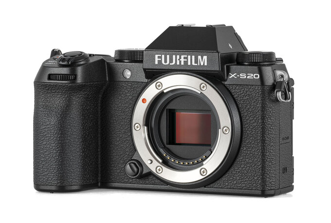 Fujifilm X-S20 - test trybu filmowego - Budowa i ergonomia