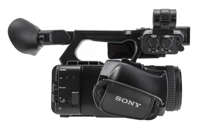 Sony PXW-Z200 - test kamery - Budowa i ergonomia