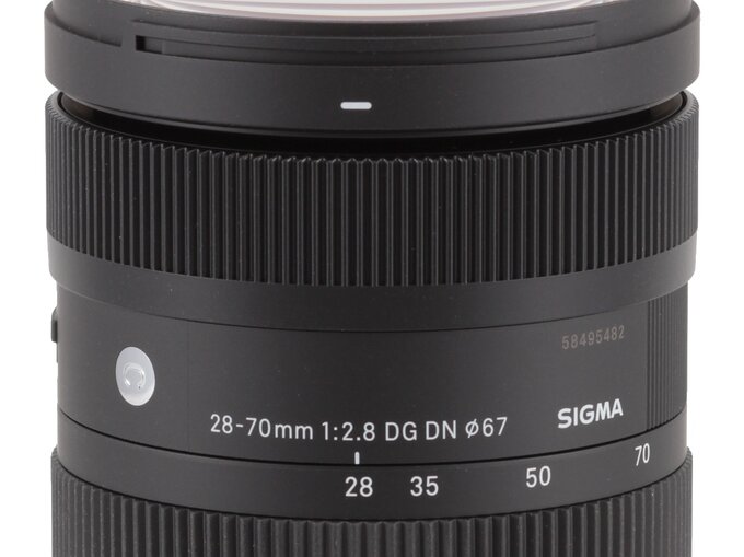 Sigma C 28-70 mm f/2.8 DG DN - Budowa i jako wykonania