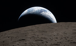 Kolejne kultowe zdjęcie z misji Apollo powtórzone Kolejne kultowe zdjęcie z misji Apollo powtórzone