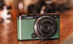 Viltrox AF 28 mm f/4.5 L Viltrox AF 28 mm f/4.5 L