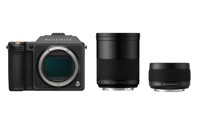 Hasselblad X2D 100C Lightweight Field Kit